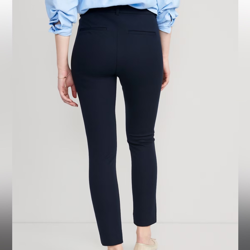 Old Navy High Rise Pixie Pants - Picture 2 of 3